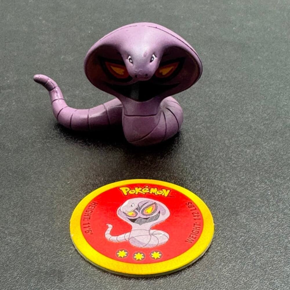Arbok Tomy Pokemon Vintage PVC Figure With Coin CGTSJ 2000